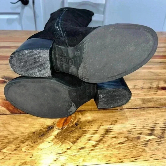 Brash over the knee suede look heeled 1/2 zip side black boots - Picture 12 of 14